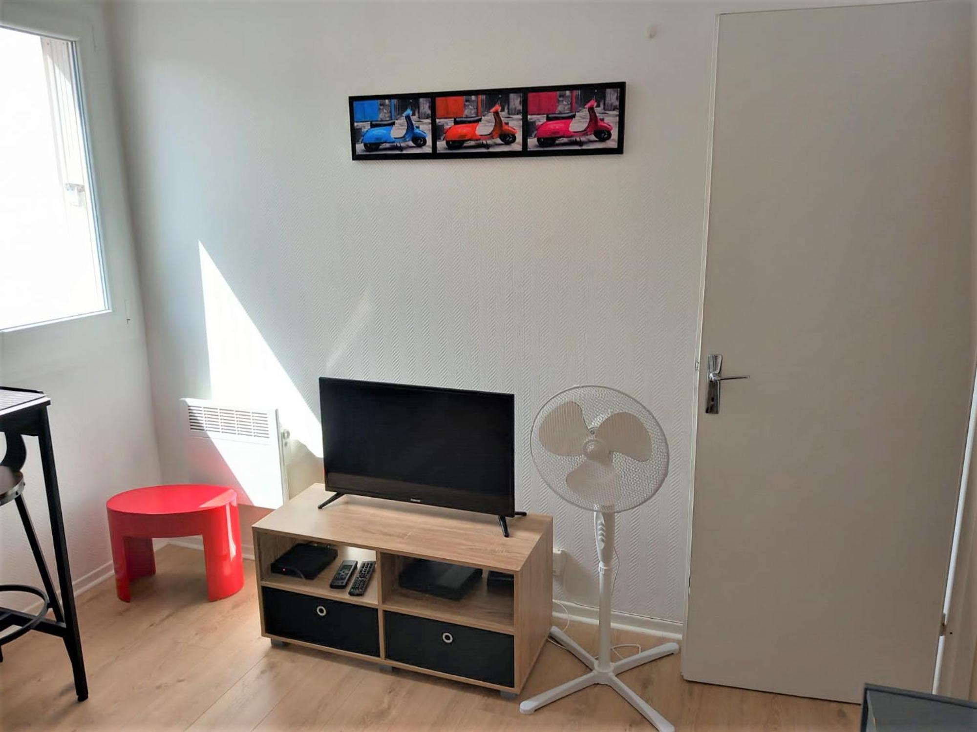 Le Zen -Studio Tout Equipe- Wifi Fibre- Centre Ville Avec Parking Тарб Екстериор снимка