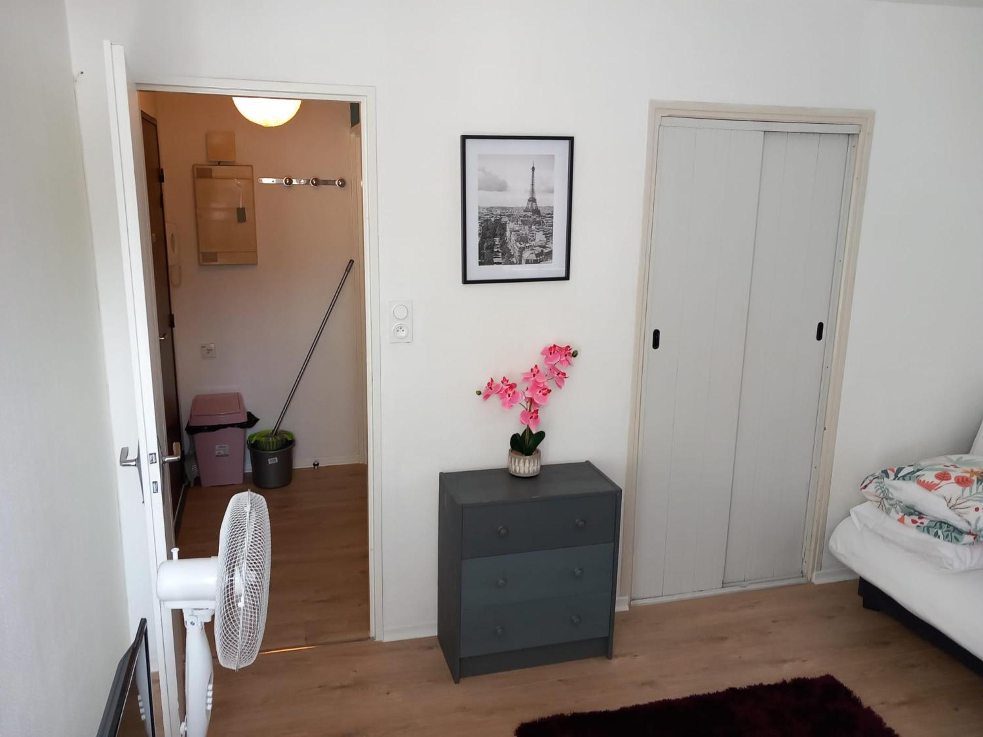 Le Zen -Studio Tout Equipe- Wifi Fibre- Centre Ville Avec Parking Тарб Екстериор снимка