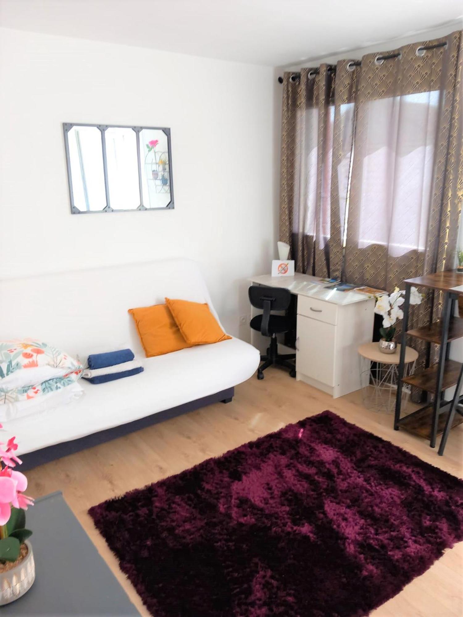 Le Zen -Studio Tout Equipe- Wifi Fibre- Centre Ville Avec Parking Тарб Екстериор снимка